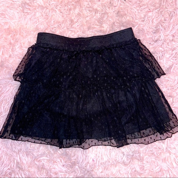 Girls Ruffle Layered Dot Shirt, Size S - Picture 1 of 3